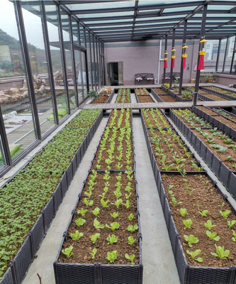 สนามหลังบ้าน 0.5mm-16.0mm หนาพลาสติก สวน Planter Box Long Service Life
